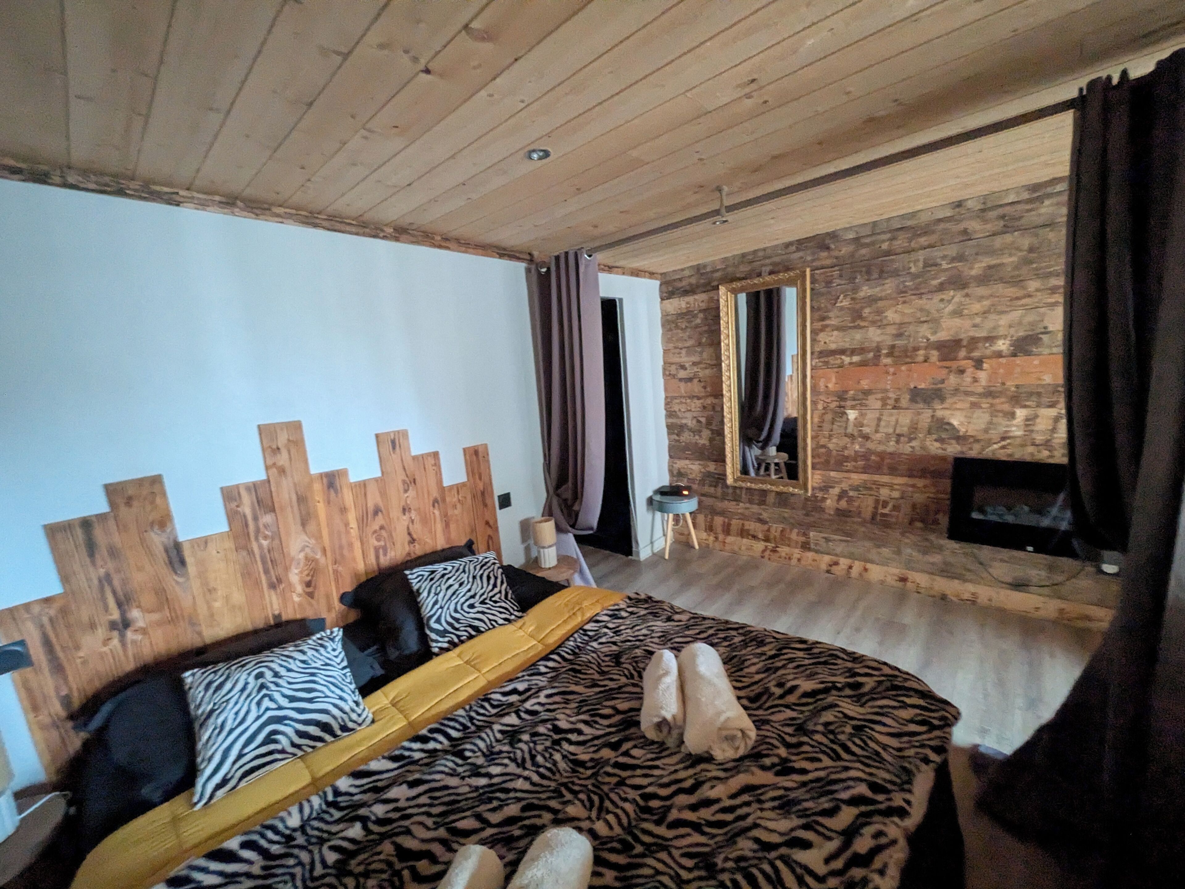 1 chambre, Wi-Fi, draps fournis