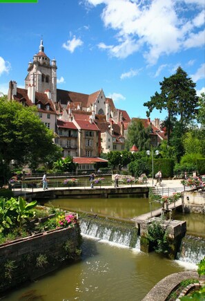 Immagine non classificata, 5 di 10, pulsante