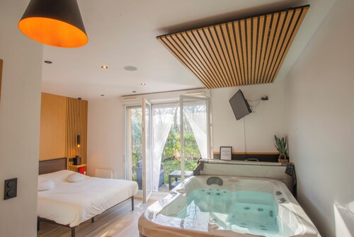 Loft Romantique avec Jacuzzi & Terrasse