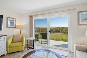 TV, offices - Oceanfront I Ground Floor I Coastal Retreat (Cocoa Beach)