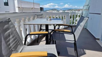 Deluxe-Doppelzimmer | Terrasse/Patio