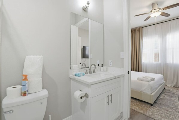 Unclassified image, 1 of 28, button - O14B Single Story 2BR Townhome With In Home Gym And Fenced Yard (Houston)