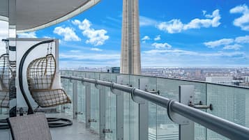 Phòng Suite Cao cấp, quang cảnh thành phố | Ban công