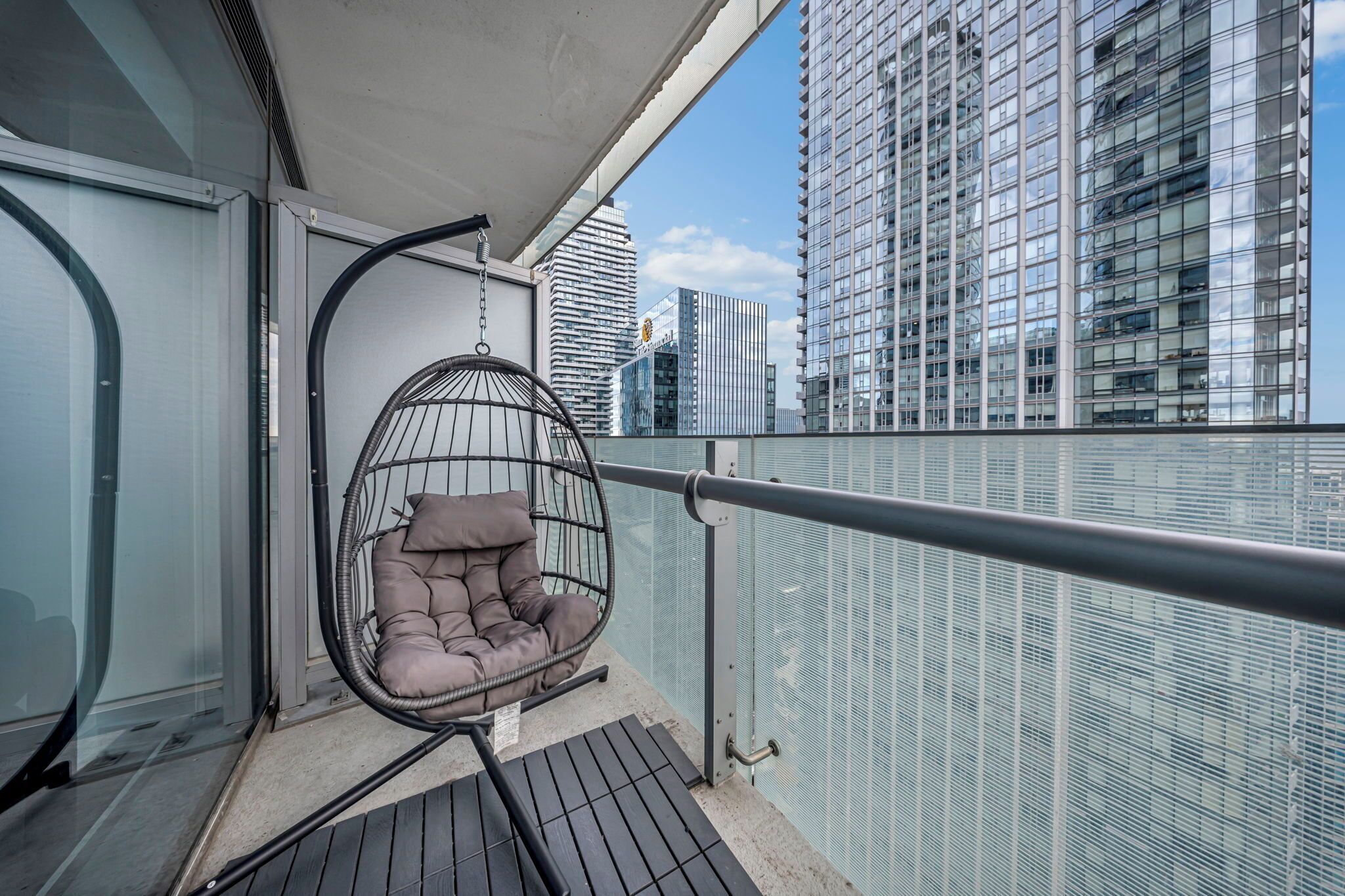 إطلالة من الشرفة