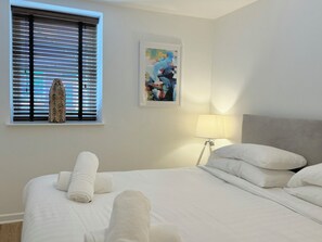 1 bedroom, iron/ironing board, free WiFi, bed sheets - The Nordic Apartments - Long Term Rental Available (Ulverston)