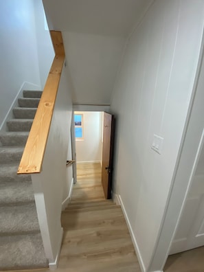 Interior - Newly Renovated Pet-Friendly Spacious House in Downtown Calumet (Calumet)