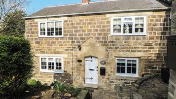 Cottage | Exterior