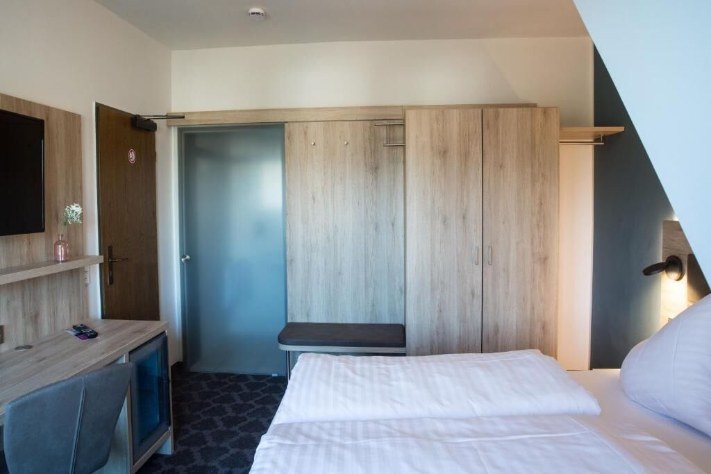 Két bảo mật tại phòng, màn/rèm cản sáng, phòng cách âm 