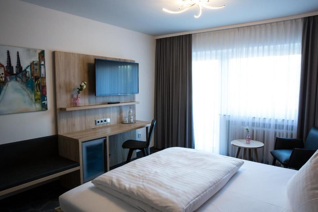 In-room safe, blackout curtains, soundproofing, iron/ironing board