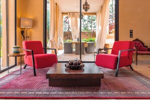 Smart TV - Jnan Seyana - Pool, Spa & Shuttle Available (Marrakech)