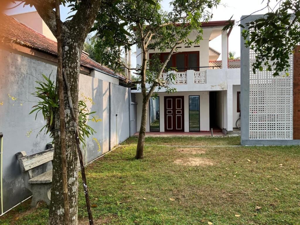 ด้านหน้าที่พัก