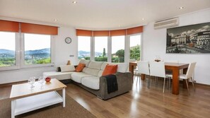 Living area - Villa 'Costacabana - Soleia' with Private Pool, Terraces, and Wi-Fi (Lloret de Mar)