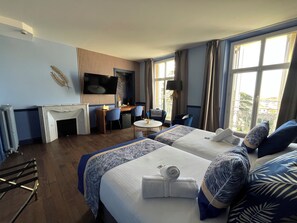 Luxury Double Room, Garden View | In-room safe, blackout drapes, free WiFi - Résidence Hôtel Windsor (Cannes)