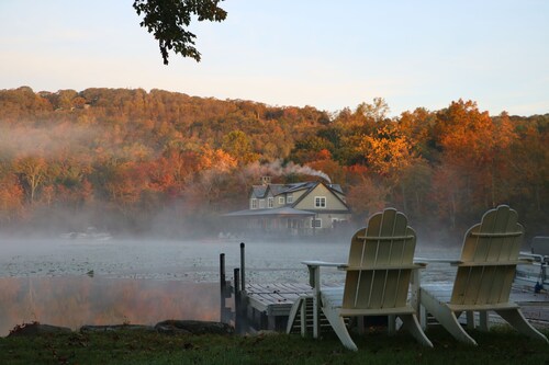 Lakehouse, Sunsets, Gardens, Outdoor Living
