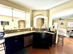 Interior - Perfect Masters Rental Gem (Martinez)