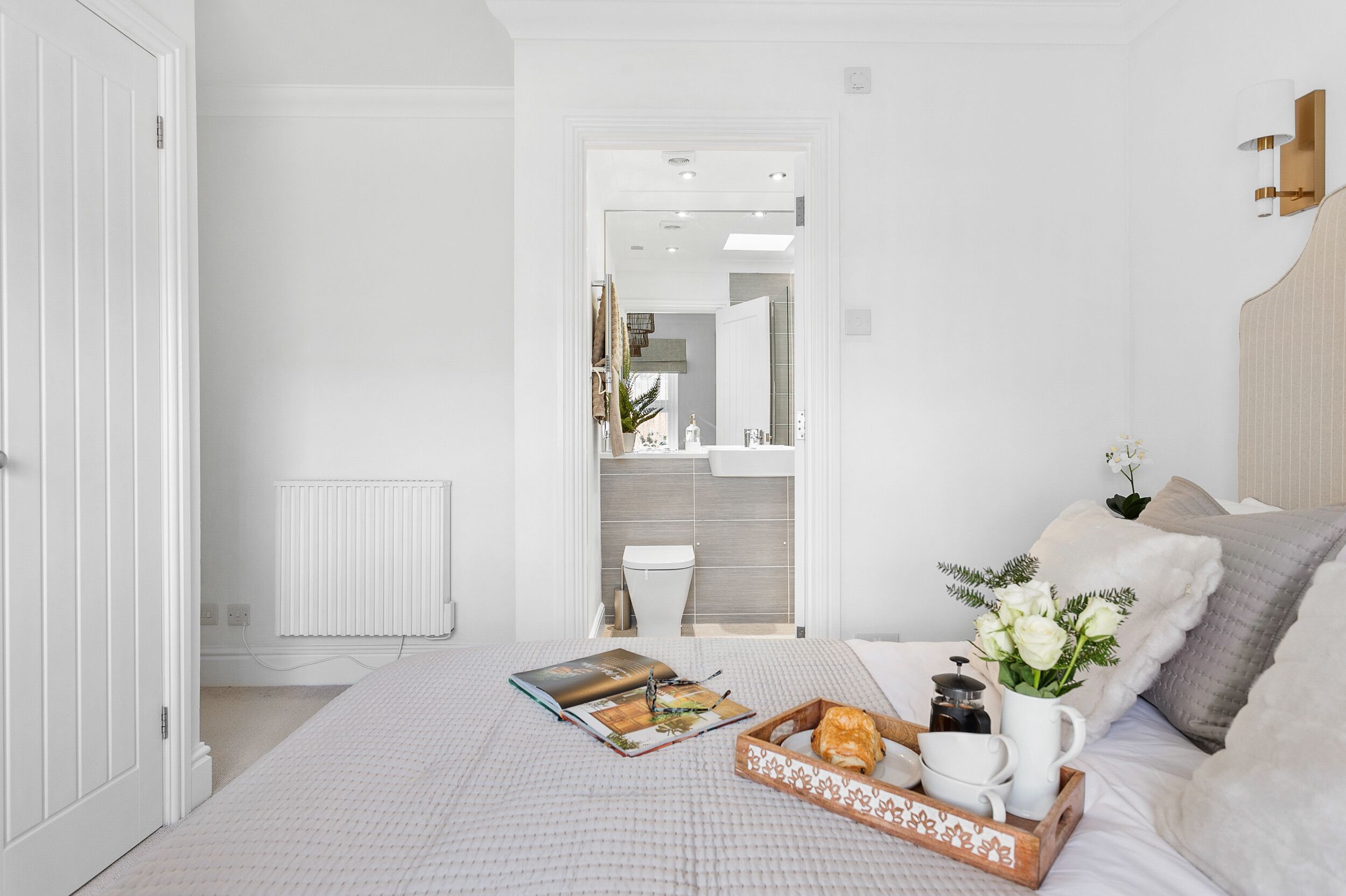 2 bedrooms, individually decorated, individually furnished, free WiFi