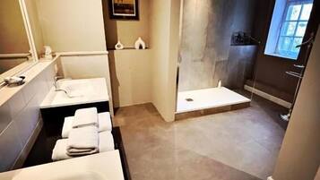 Superior-Doppelzimmer, Gartenblick