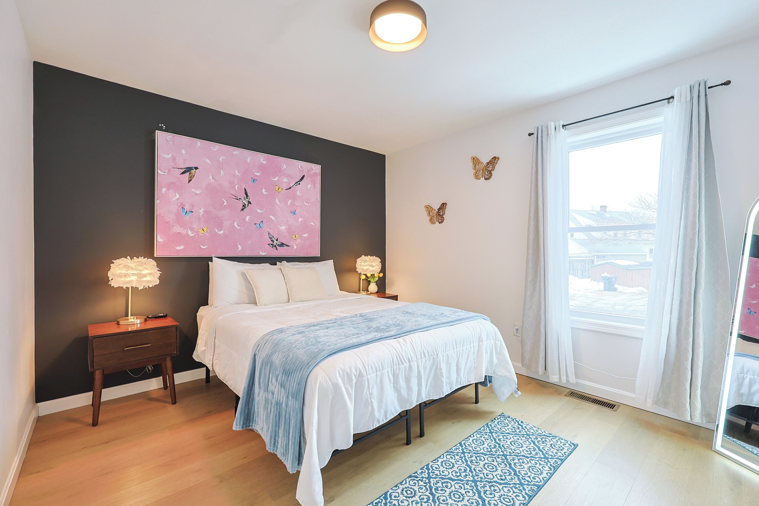 3 bedrooms, desk, iron/ironing board, free WiFi