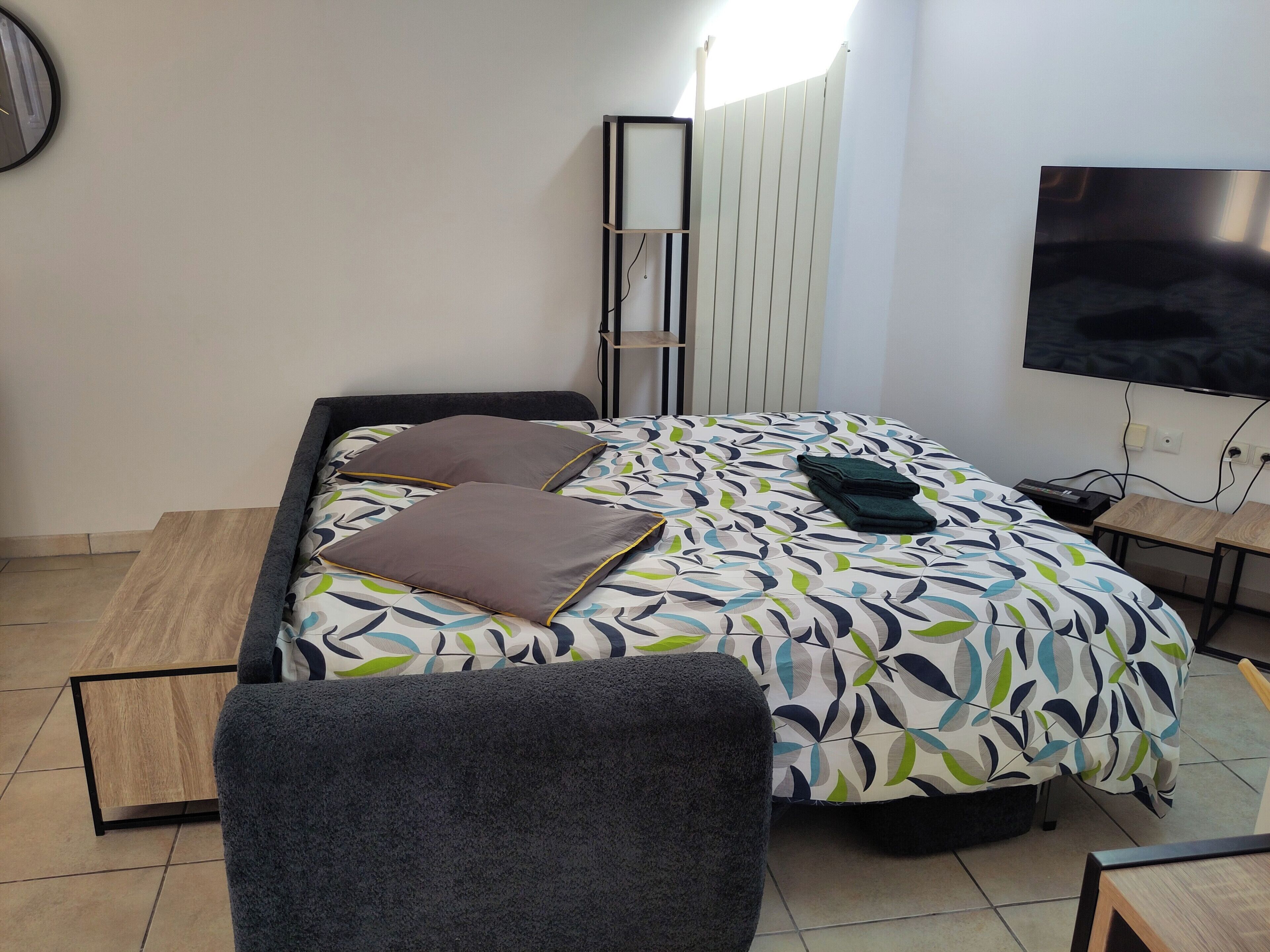 1 bedroom, WiFi, bed sheets