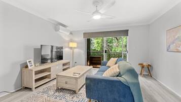 Apartment | Living area