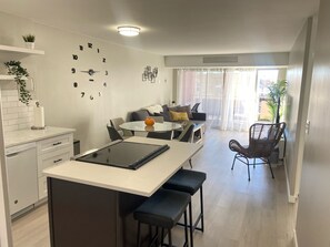 Interior - Lovely 1-bedroom condo near shops & dining! (Denver)