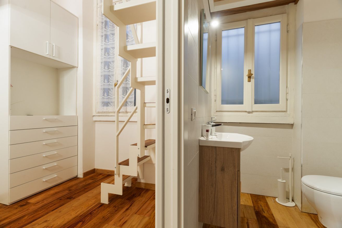 Douche, bidet, serviettes fournies