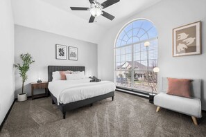 4 chambres, fer et planche à repasser, lit parapluie, Wi-Fi