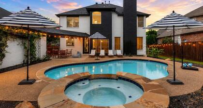Luxury 5BR Pool House | Cinema | Fire Pit | Games