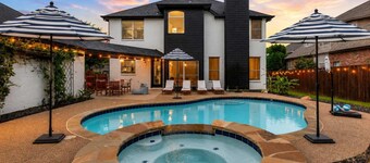 Luxury 5BR Pool House | Cinema | Fire Pit | Games