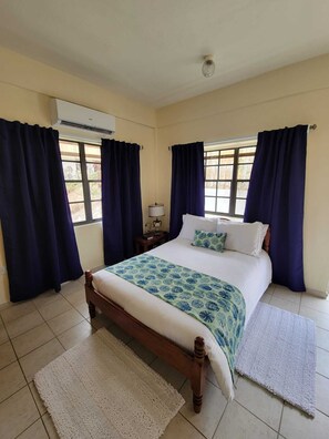 1 bedroom, iron/ironing board, Internet, bed sheets