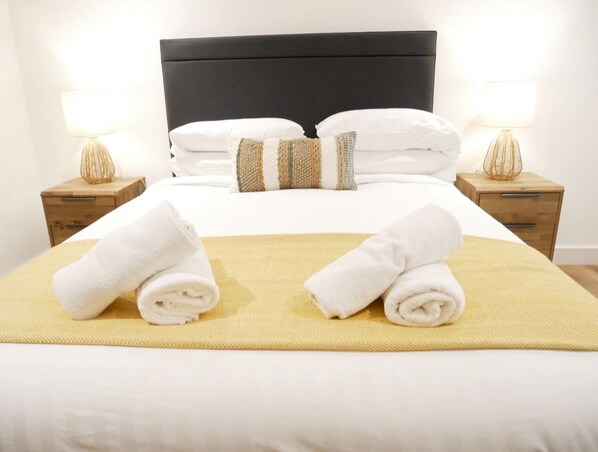 1 chambre, fer et planche à repasser, accès au Wi-Fi (inclus)