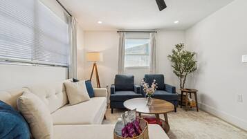 House, 4 Bedrooms, Garden View