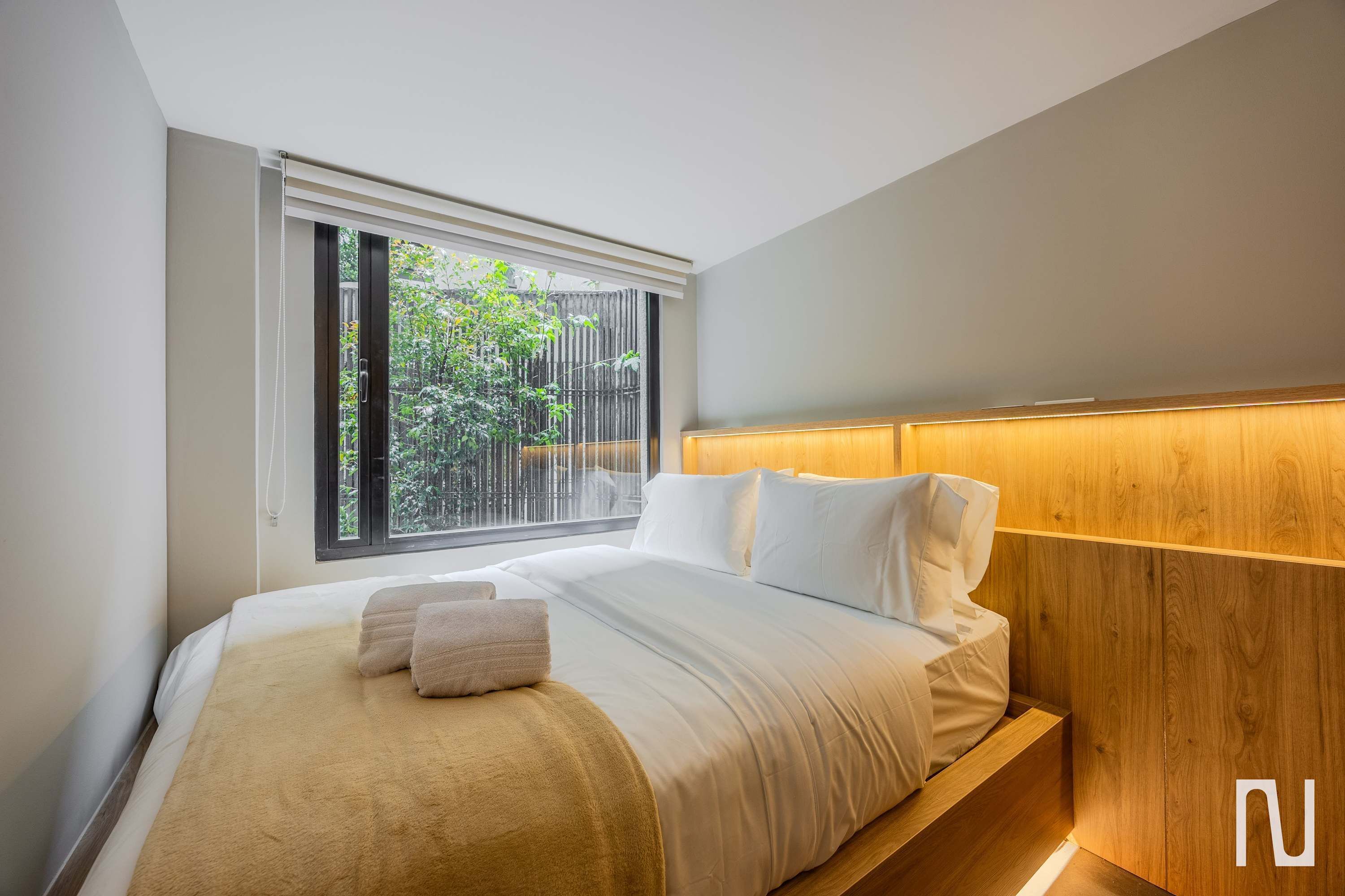 3 habitaciones, escritorio, tabla de planchar con plancha y wifi 