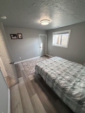 Unclassified image, 2 of 12, button - Comfortable 2 bed 1 bath Full Apartment (Pocatello)