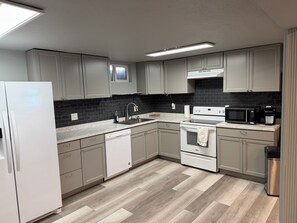 Unclassified image, 5 of 12, button - Comfortable 2 bed 1 bath Full Apartment (Pocatello)