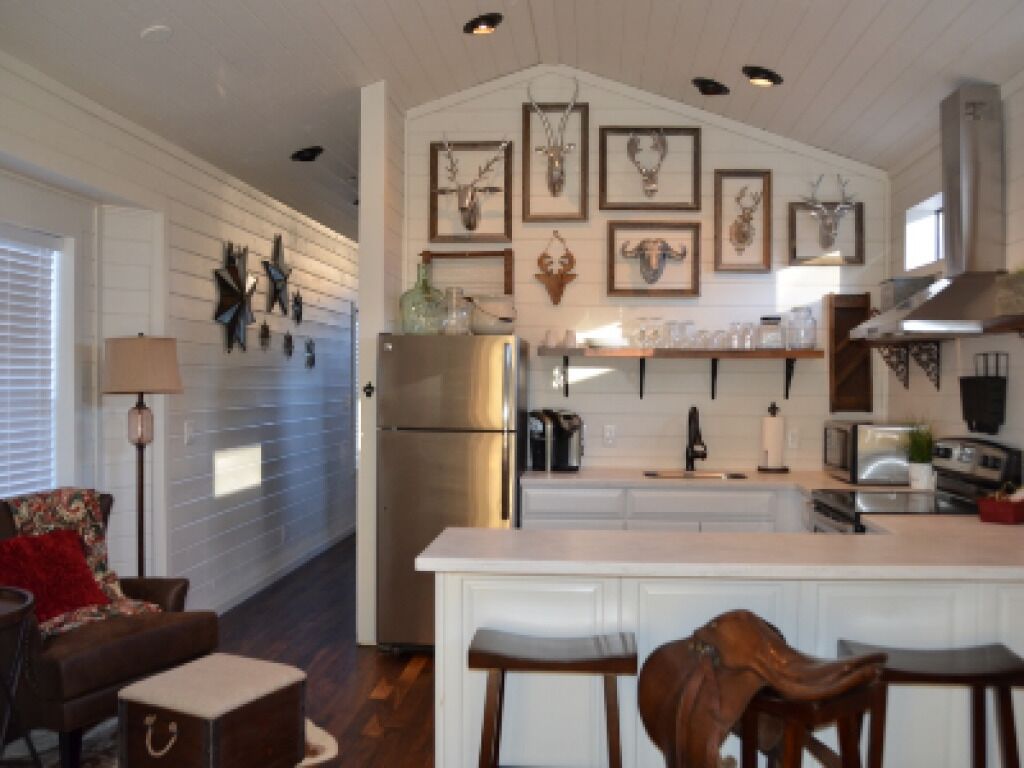 Deluxe Cabin, Private Bathroom, River View (Orchard House) | Free WiFi