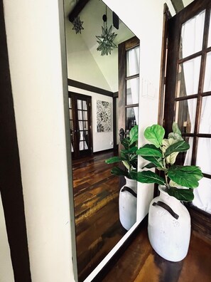 Luxury Cottage, Private Bathroom, River View (Columbine Cottage) | Interior - The Cabins at Country Road (Evergreen)
