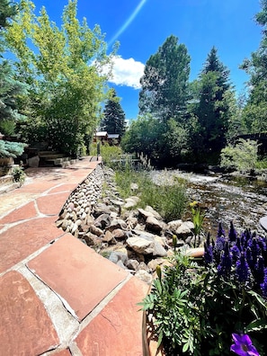 Unclassified image, 4 of 16, button - The Cabins at Country Road (Evergreen)