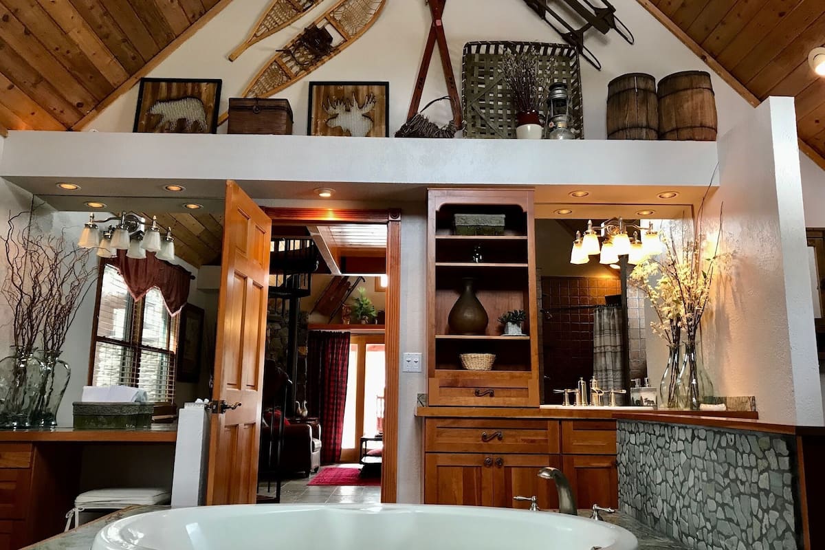 Standard Cabin, Private Bathroom, River View (Owl's Nest) | Bathroom
