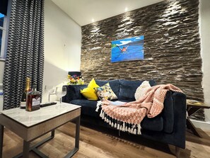 Living area - Windermere Apartments - Long Term Rental Available (Windermere)