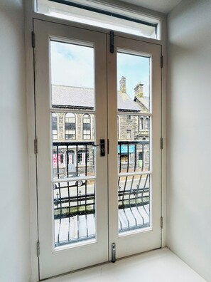 Interior - Windermere Apartments - Long Term Rental Available (Windermere)