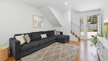 Apartment | Living room