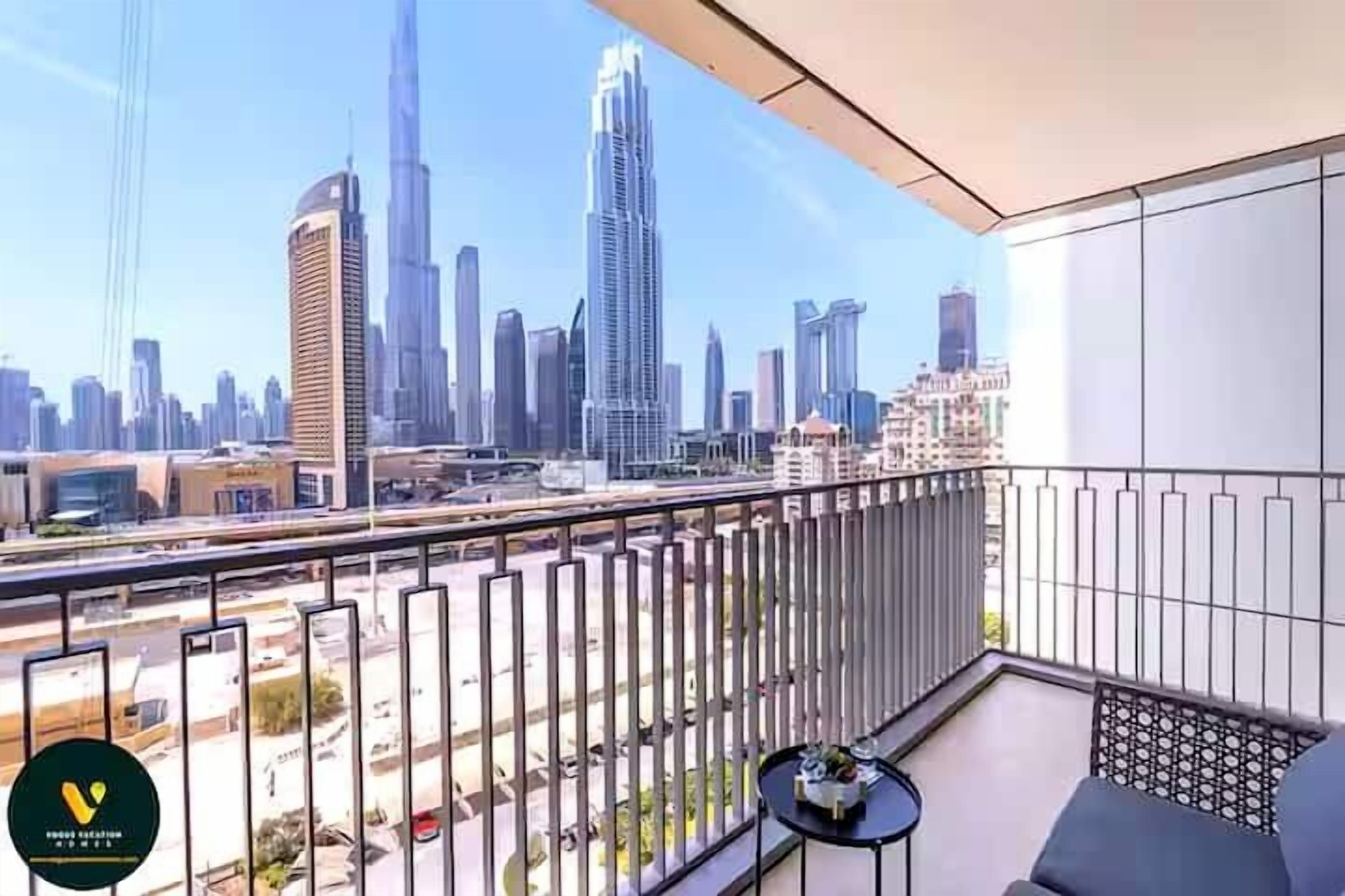 Apartamento superluxo, sacada, vista para a cidade | Vista da sacada