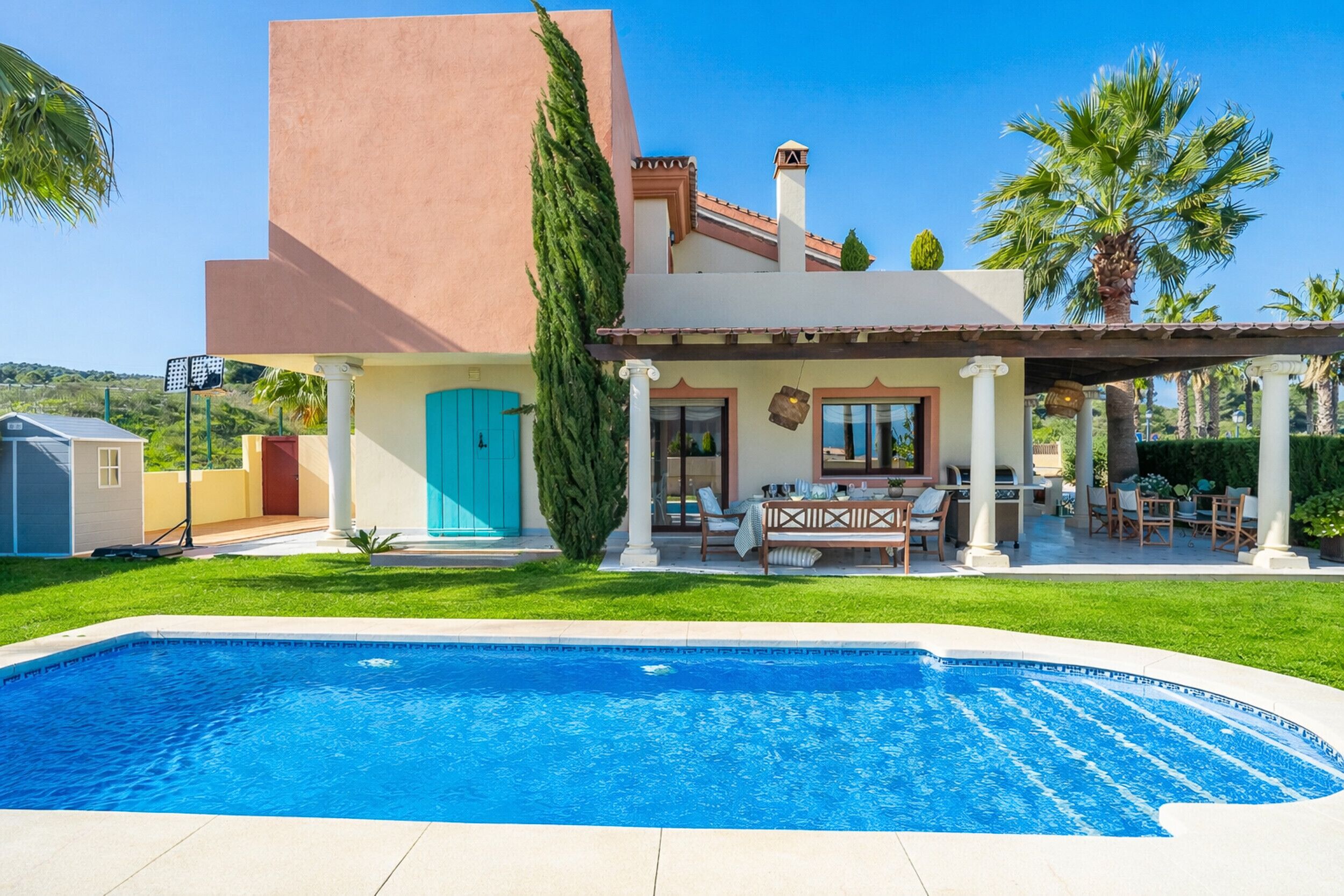 Haus mit Grill und privatem Pool