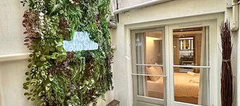 A&A Patio Suite