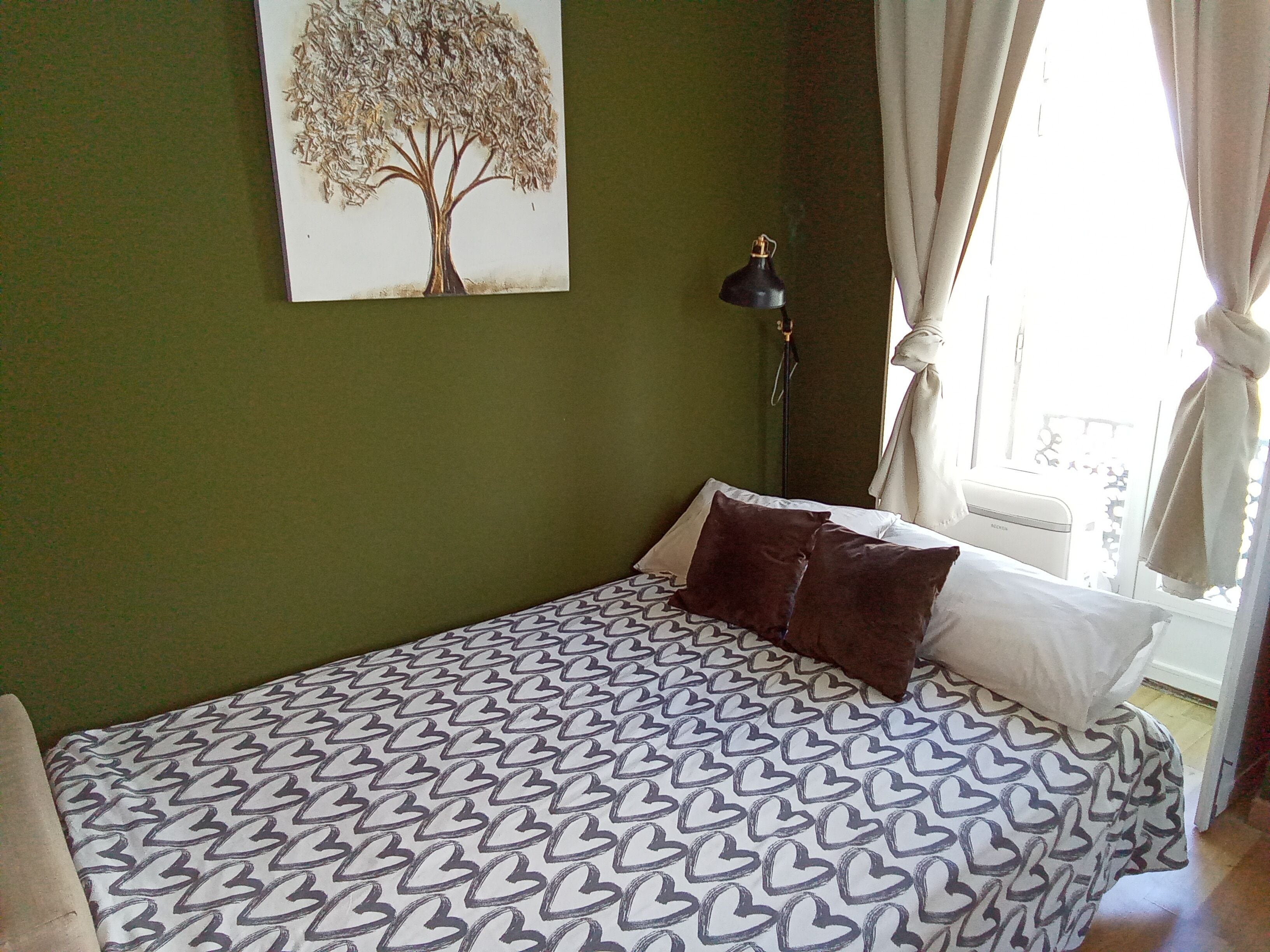 1 bedroom, free WiFi, bed sheets