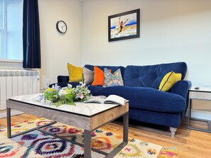 Living area - Windermere Apartments - Long Term Rental Available (Windermere)