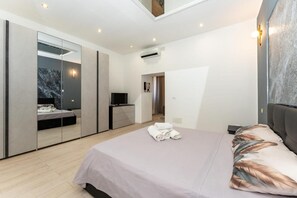 3 bedrooms, iron/ironing board, WiFi, bed sheets - Catania Del Mio Cuore II (Catania)