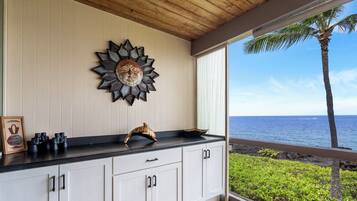 Condo, Multiple Beds, Lanai, Ocean View (Surf and Racquet 1205) | Lanai