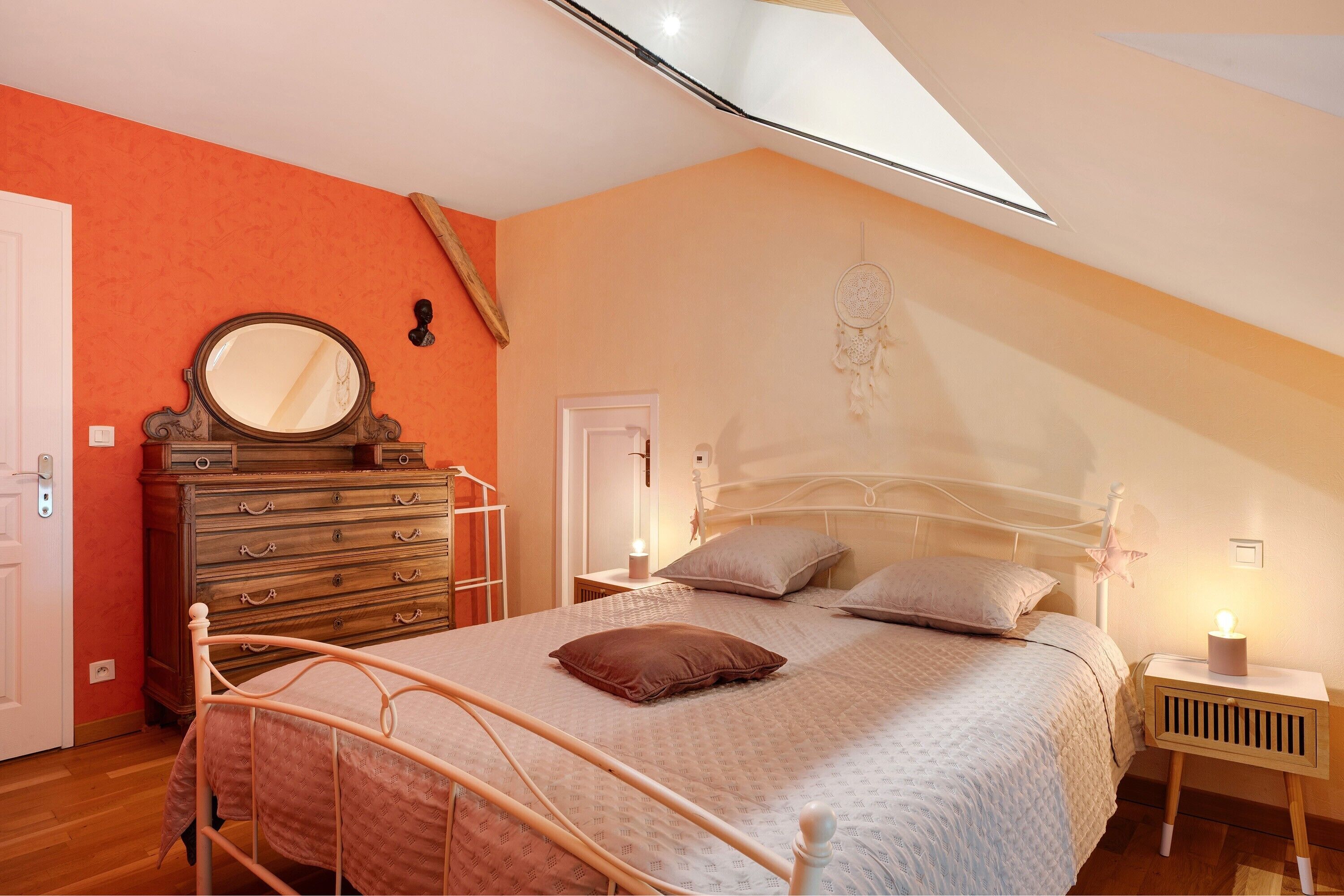 3 bedrooms, iron/ironing board, WiFi